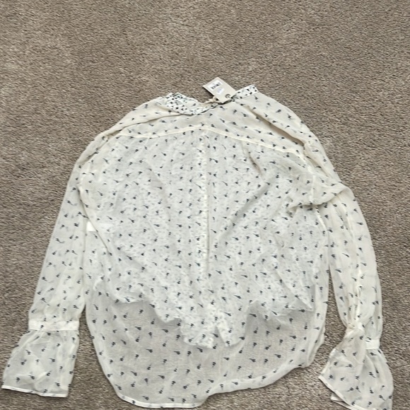 BRAND NEW Blouse - Picture 5 of 6